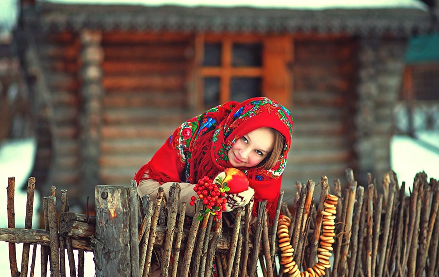 Sexy girl Women in Slavic costumes in Yuncheng