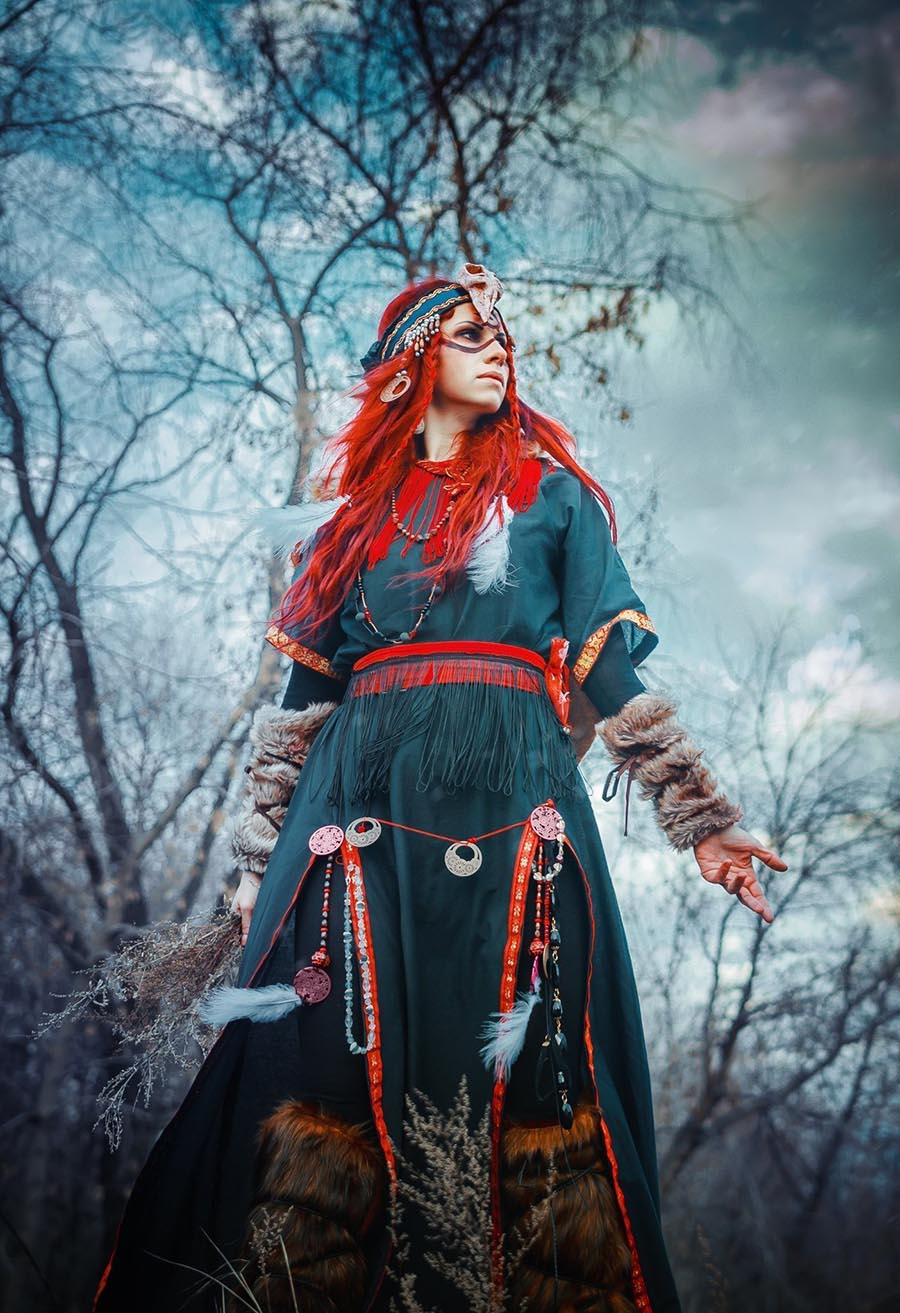 Girls in Slavic costumes underwear in Yuncheng