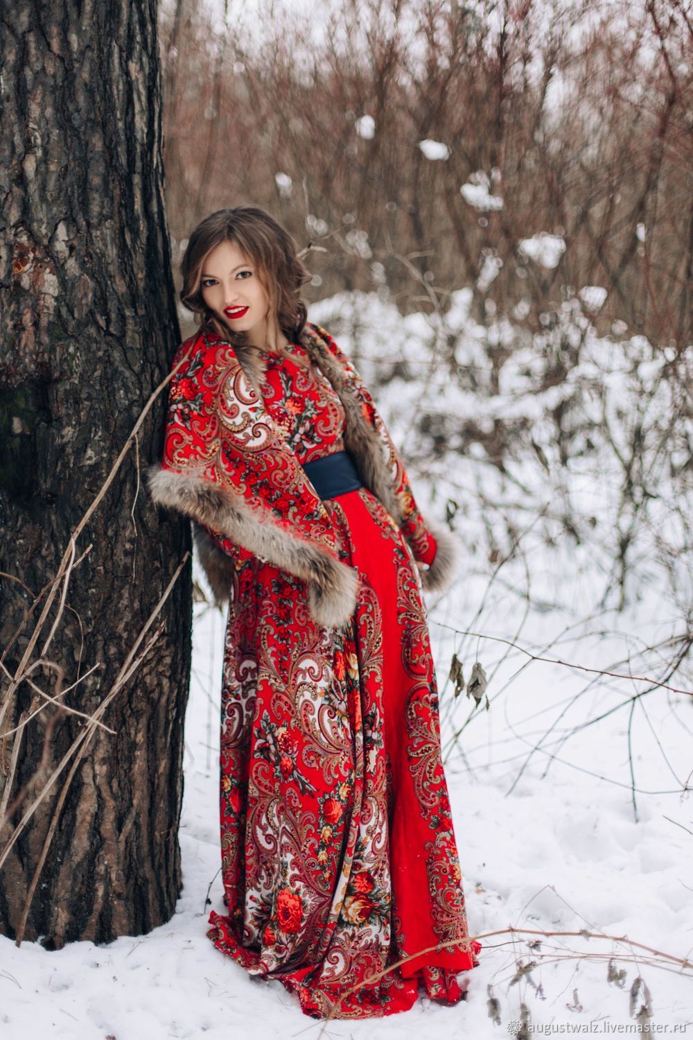 Photo Girls in Slavic costumes in Yuncheng